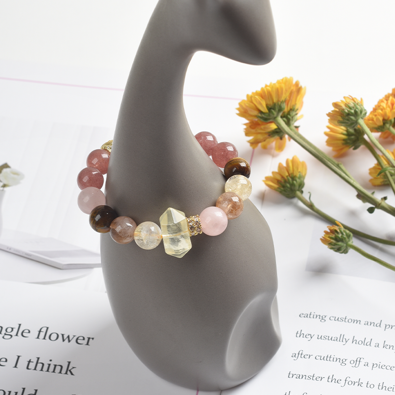 新品优惠 | 草莓晶 淺粉晶 白水晶 黃髮晶 | 天然水晶手鍊